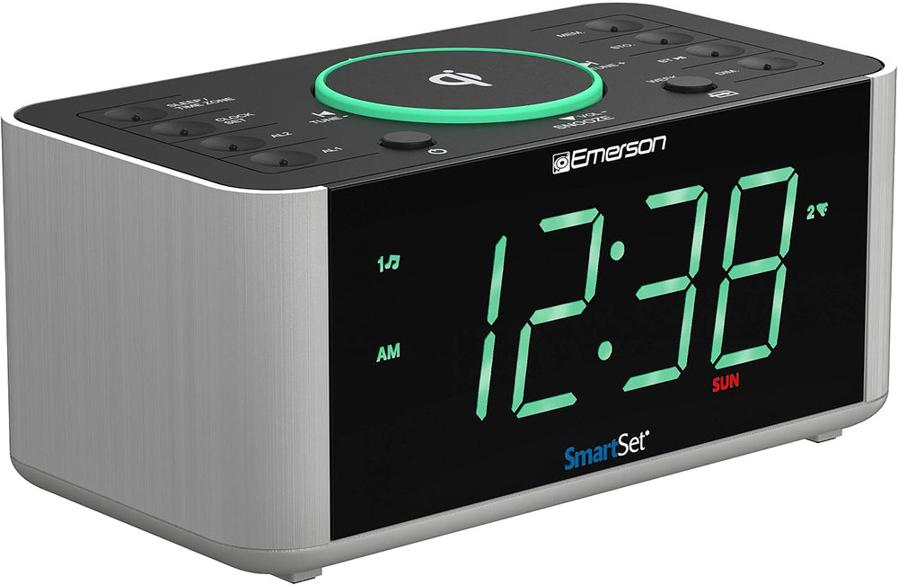 Emerson SmartSet Wireless Charging Dual Alarm Clock Radio with PLL FM, 10 Wat...