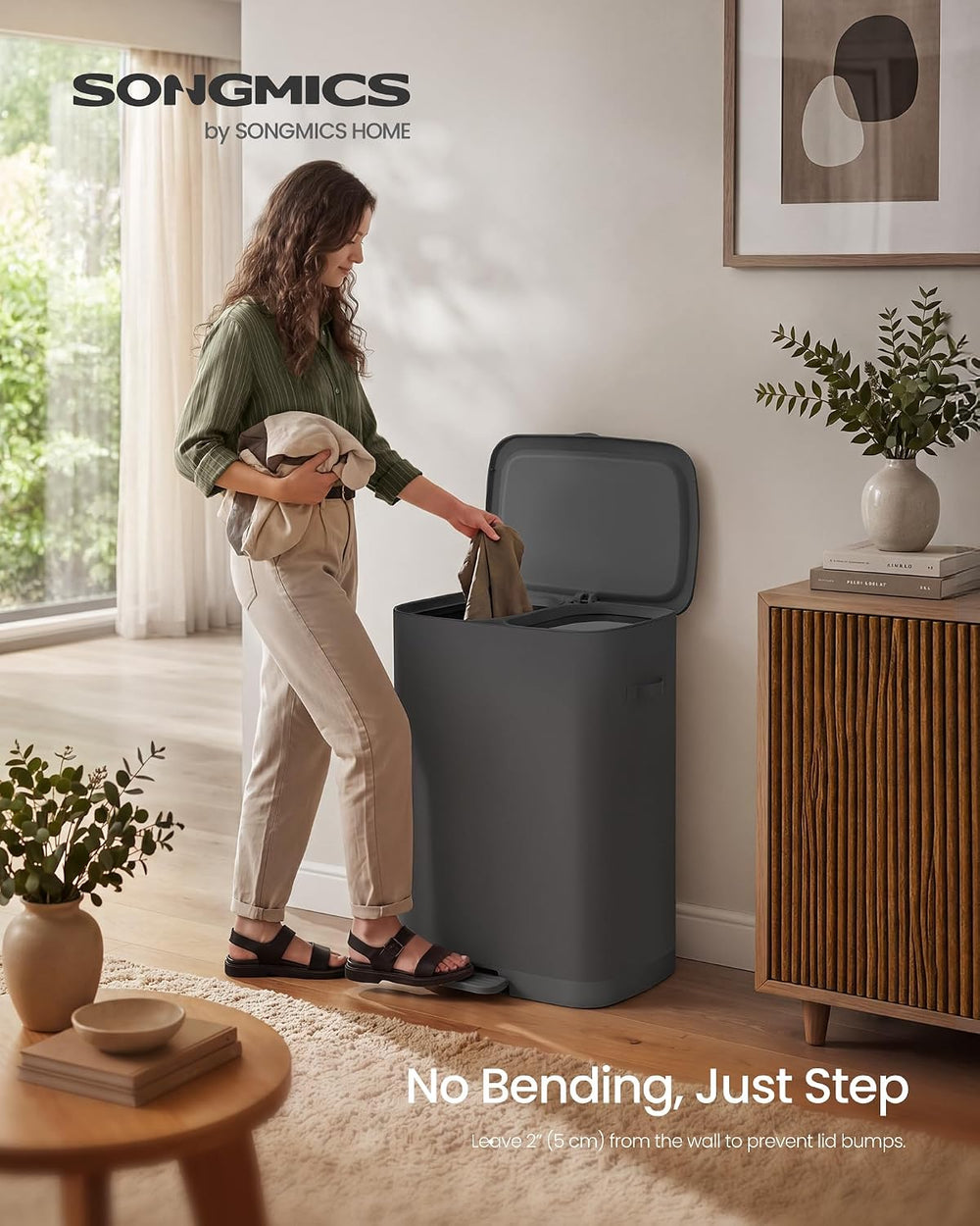 SONGMICS Laundry Hamper with Lid and Pedal, 160L Laundry Basket,2 Sections