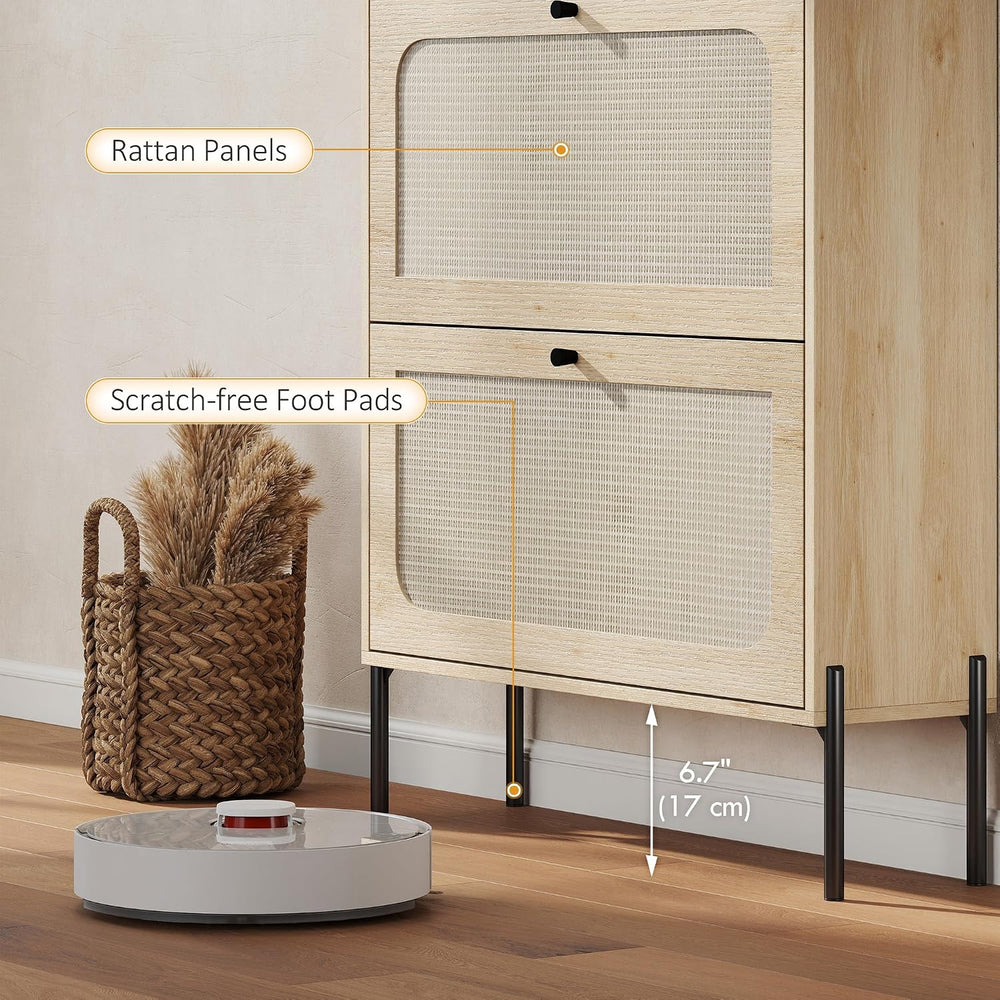 HOMCOM Shoe Cabinet with 2 Flip Drawers and Rattan Doors for Hallway, Oak