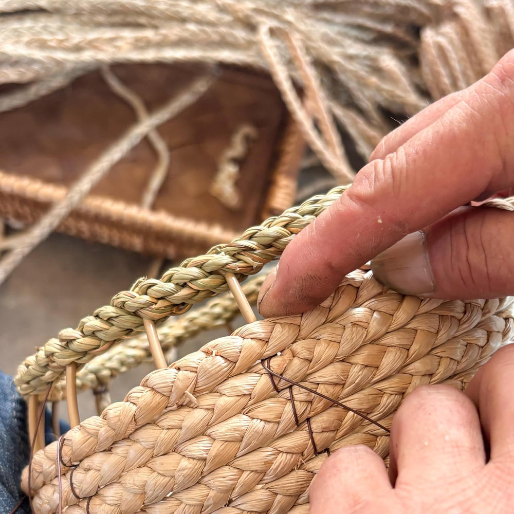 6 Inch Seagrass Planter Basket, Handwoven with Metal Frame & Liner