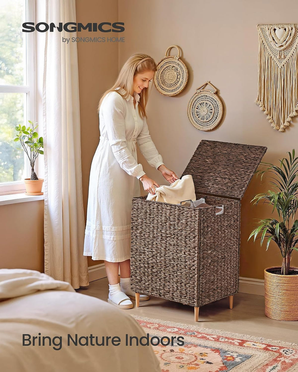 SONGMICS Laundry Hamper With Lid, 130 L Wicker Handwoven Water Hyacinth
